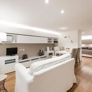https://artist-loft-house.barihotels.org